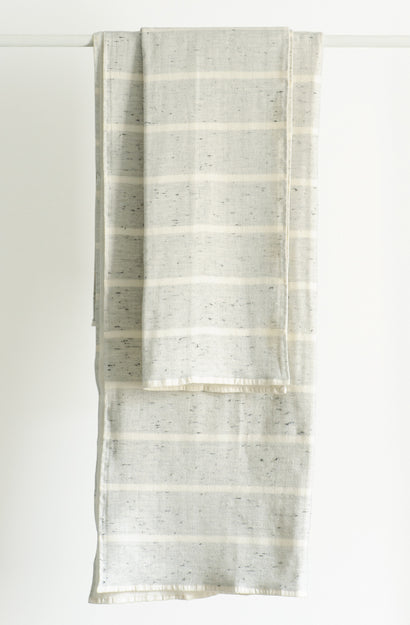 Estiva Hand Towel - Ivory/Grey