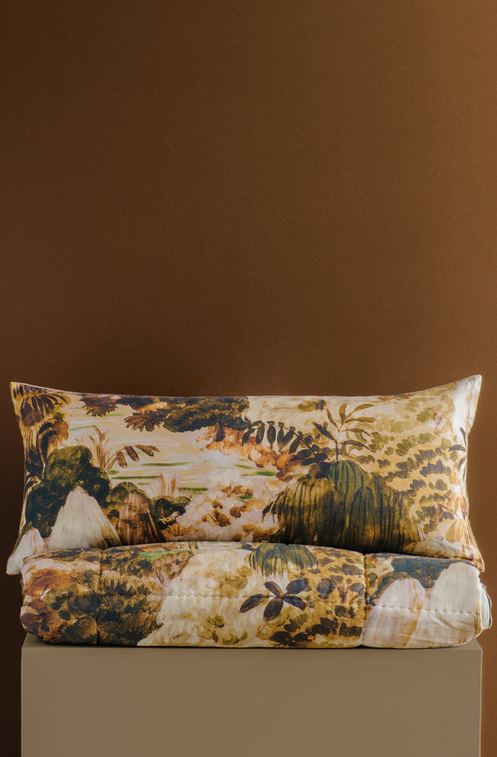 Floresta Lark Comforter