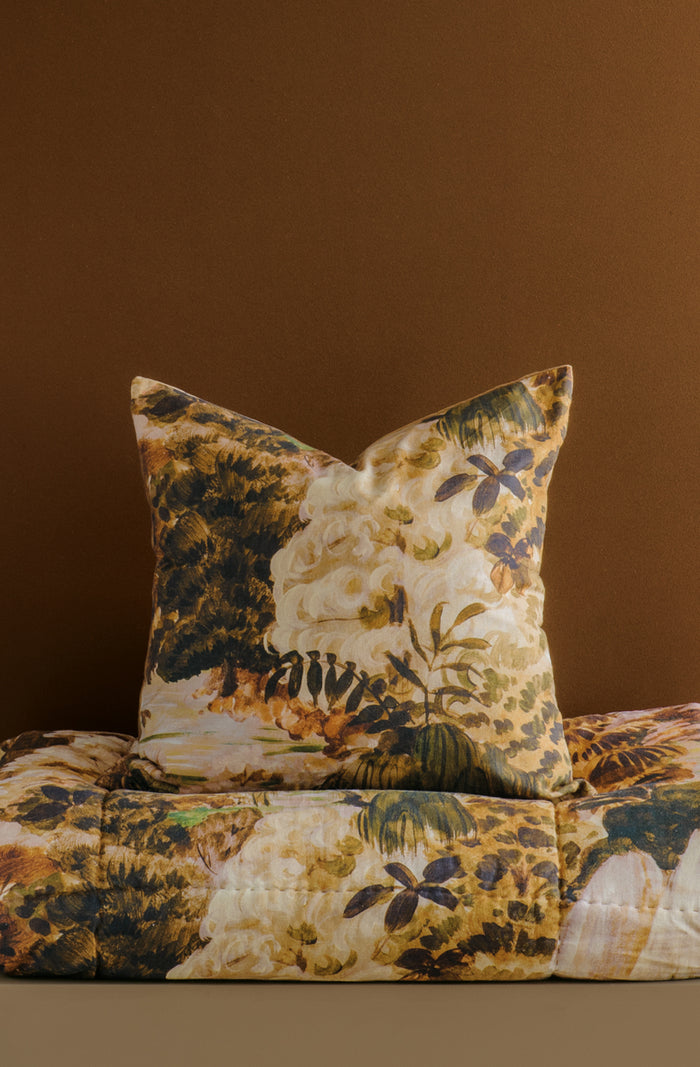 Floresta Lark Comforter
