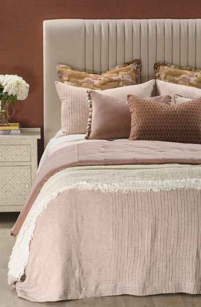 Kaiyu Pink Clay Pillowcase Pair
