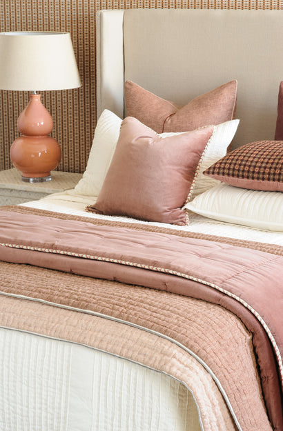Treccia Deep Rose Comforter