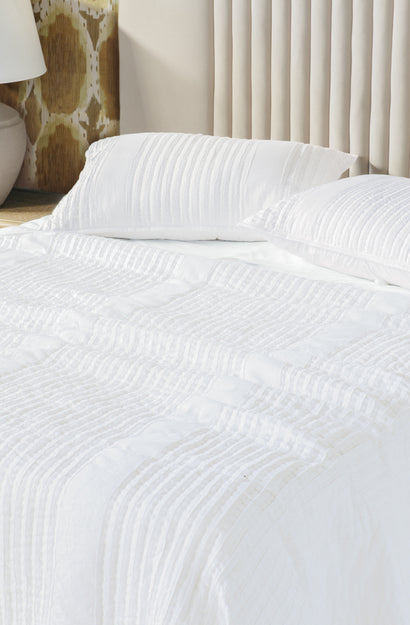 Puritsu White Eurosham Pair