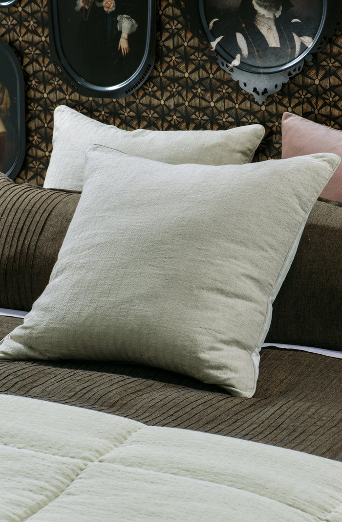 Tobiishi Oatmeal Comforter