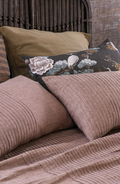Kaiyu Rosewood Pillowcase