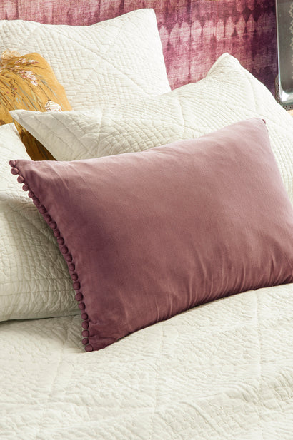 Mateo Lavender Quartz Cushion