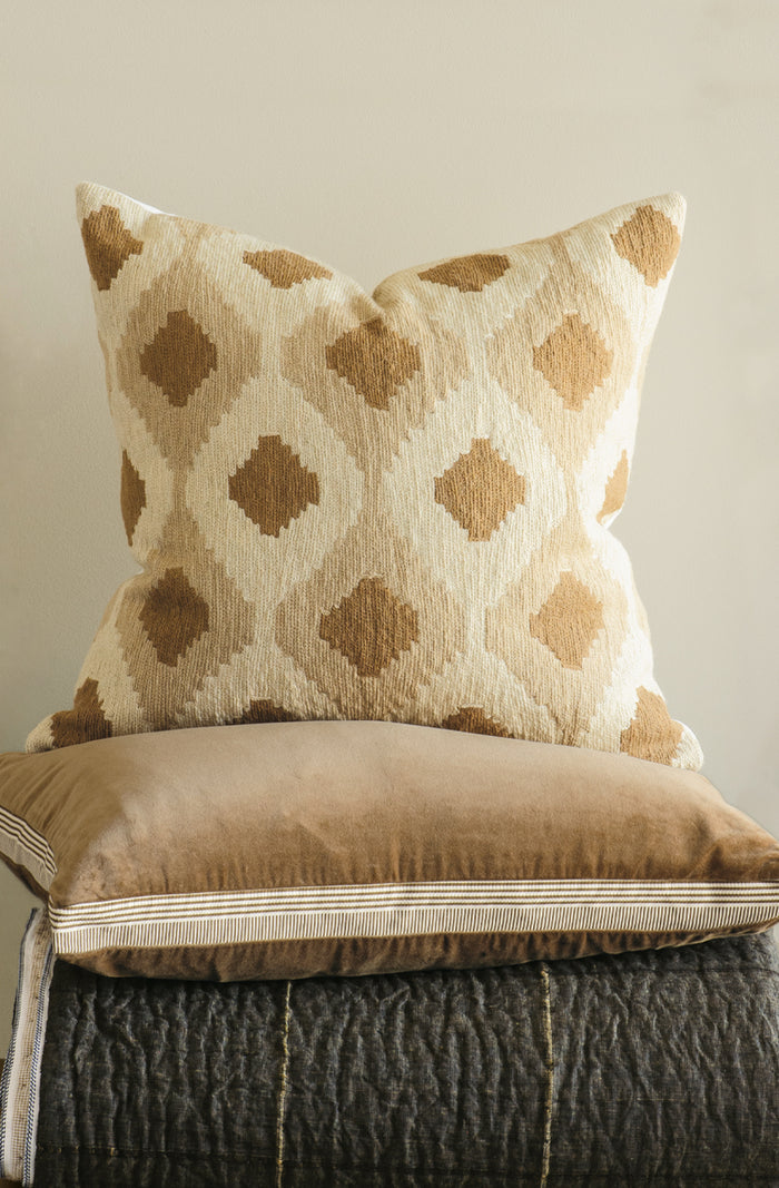 Appetto Chocolate Coverlet