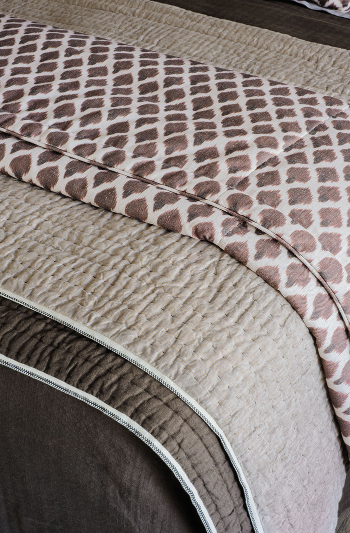 Appetto Cocoa Coverlet