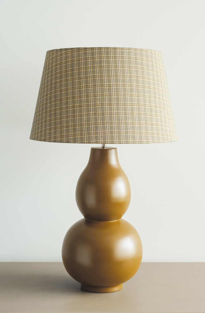 Curvo Ochre Lamp