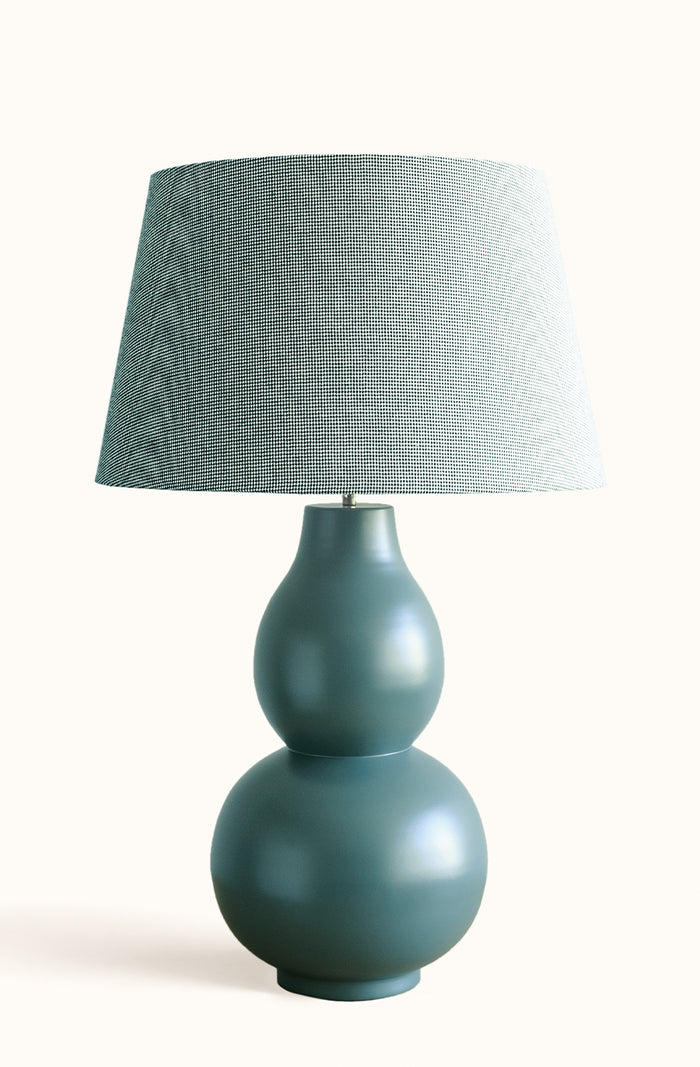 Curvo Tarn Lamp