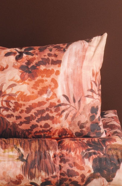 Floresta Merlot Pillowcase Pair