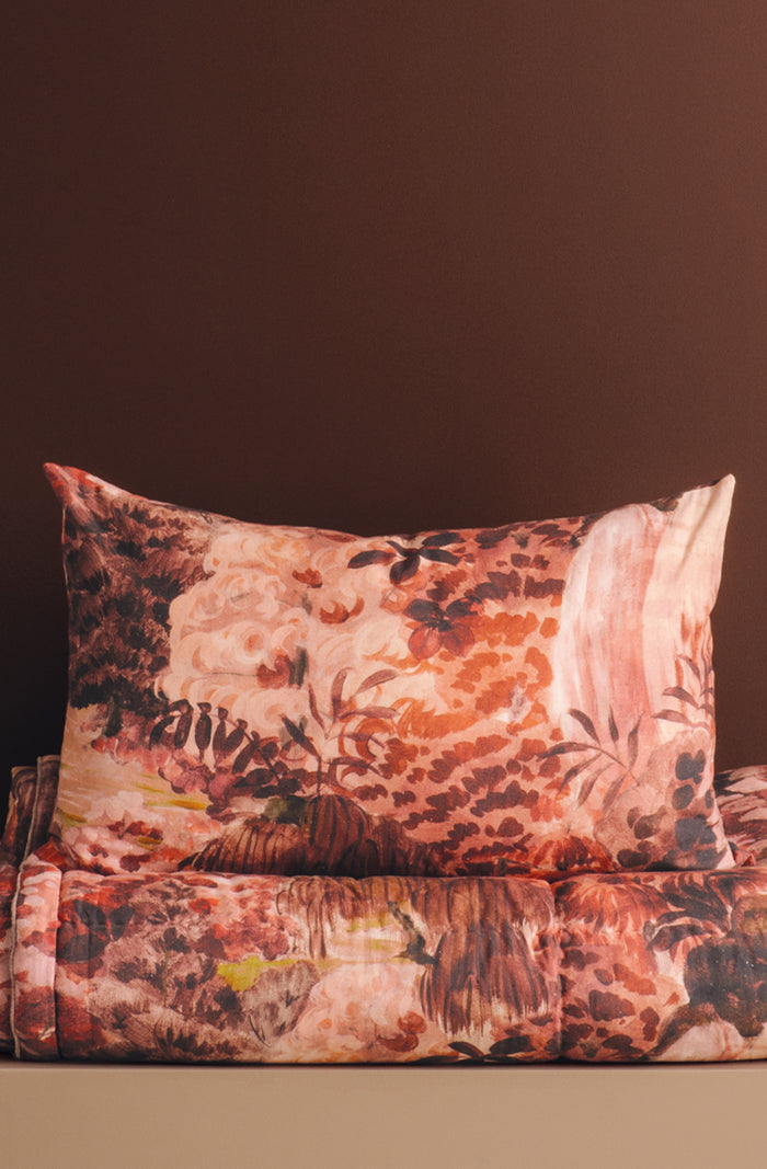 Floresta Merlot Pillowcase Pair