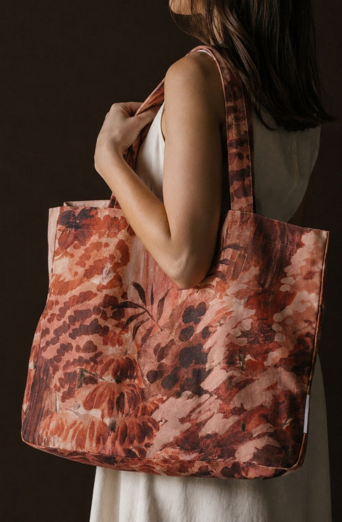 Floresta Merlot Tote Bag