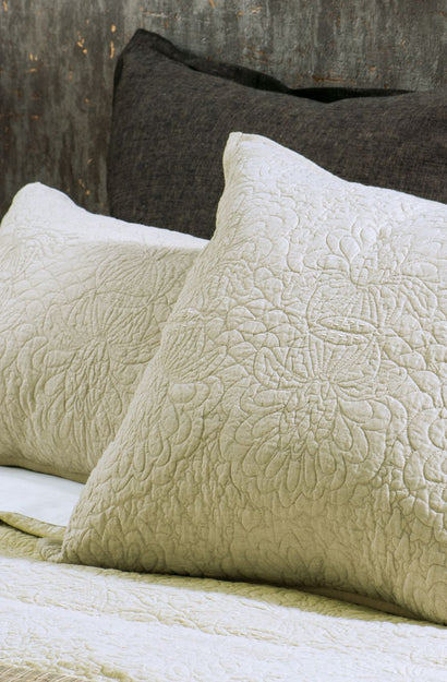 Fontanella Natural Linen Eurosham Pair
