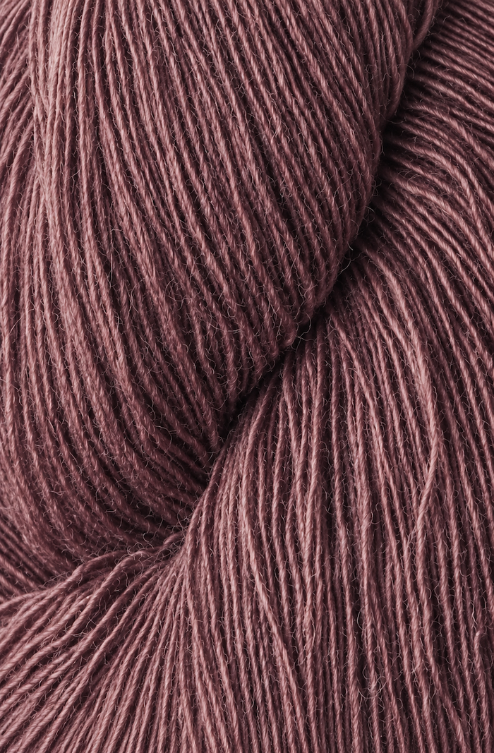 Spinni Tweed Aubergine on Grey 52s