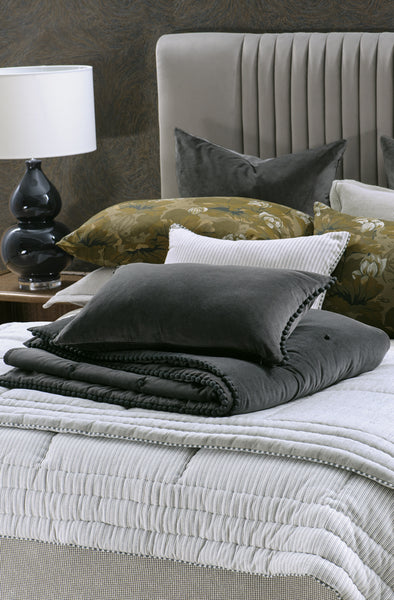 Comforter 200 x 150cm | Low Stock
