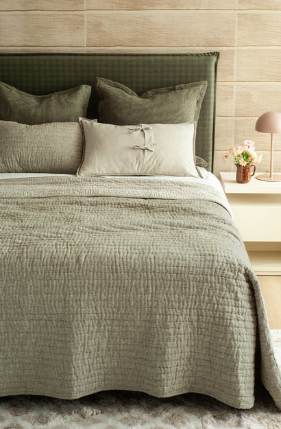 Misaka Light Moss Bedspread
