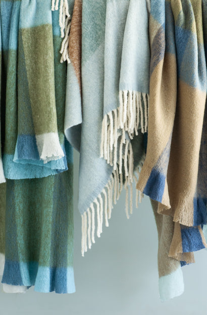 Komichi Blue/Cedar Throw