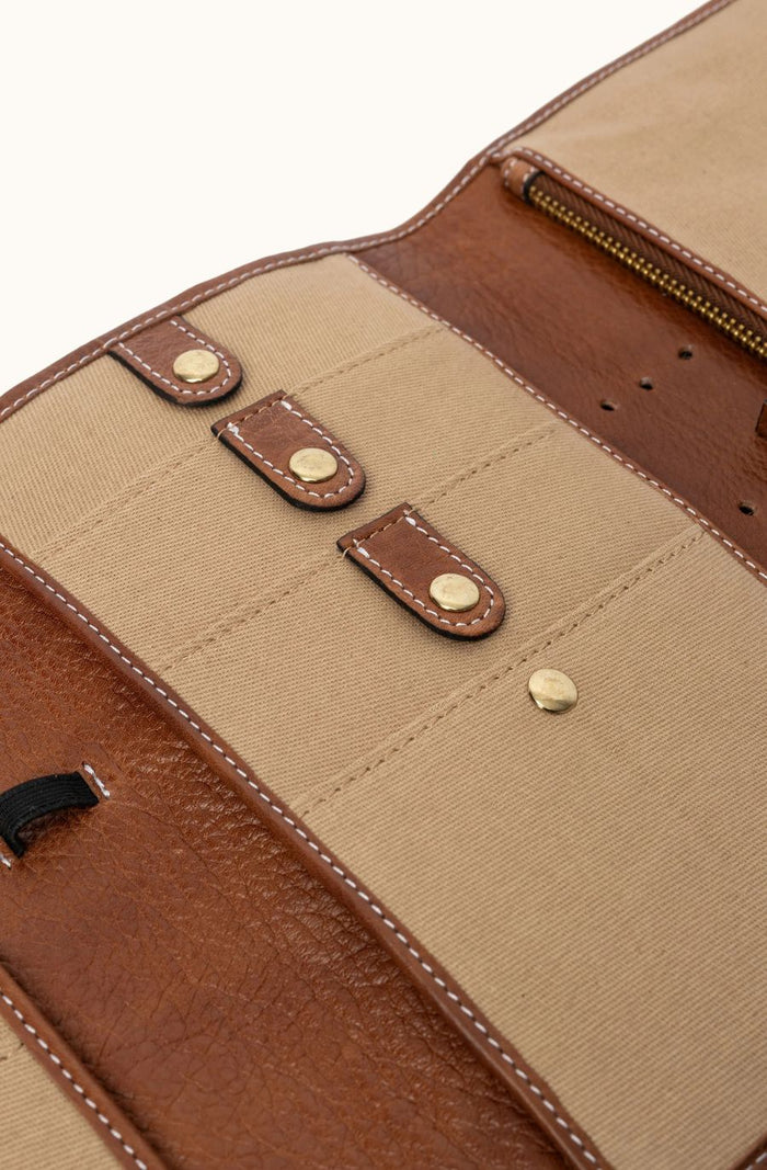 Project 7 Needle Case - Walnut/Gold