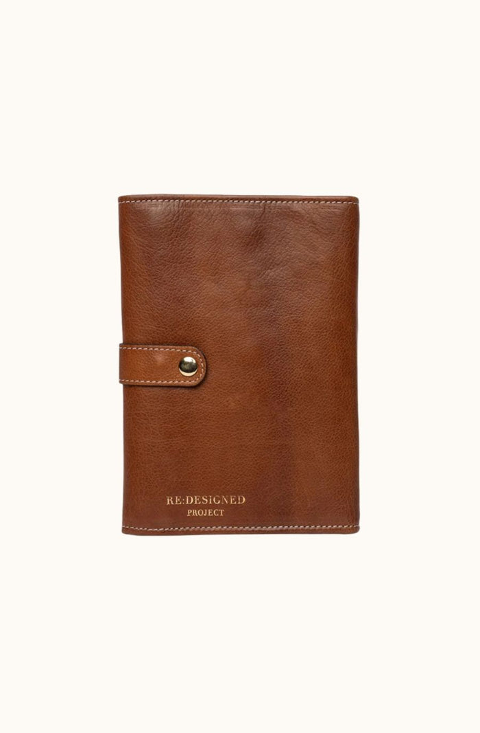 Project 7 Needle Case - Walnut/Gold