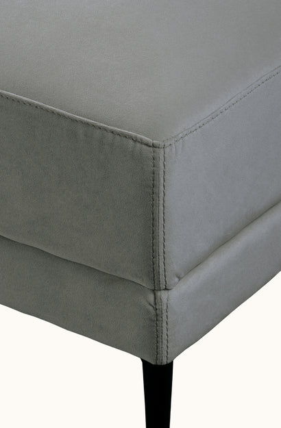 Renzo Fog Ottoman