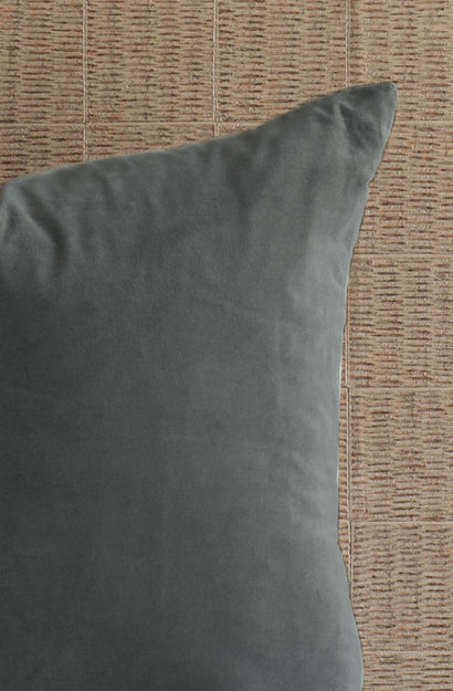 Riga Charcoal Eurocase Pair