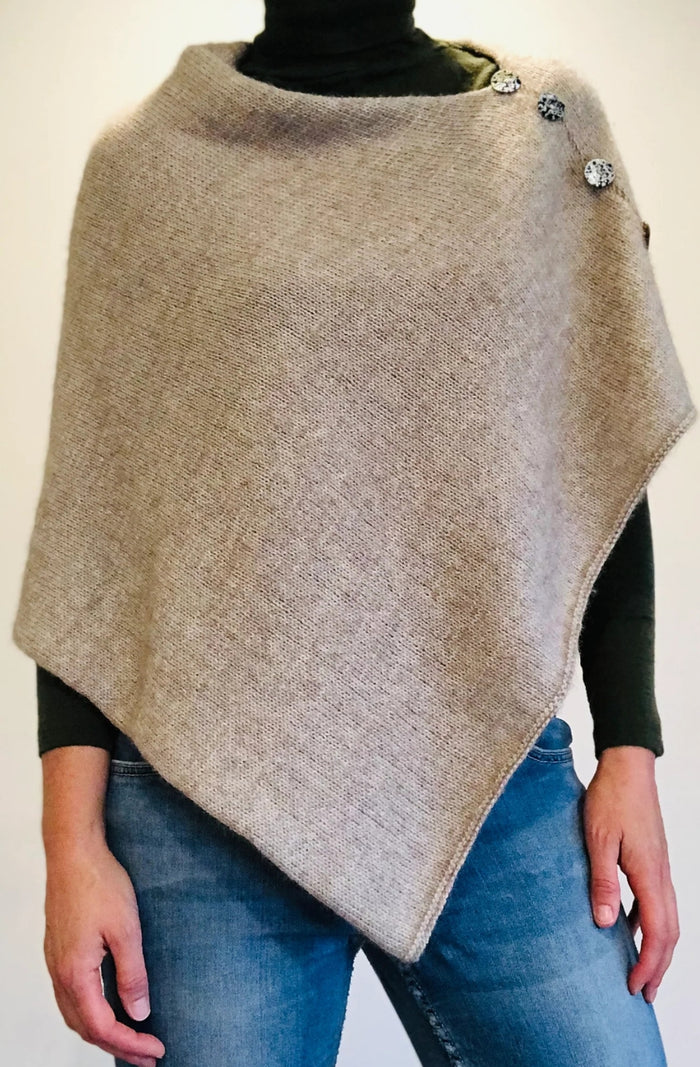 Tarras Poncho Pattern