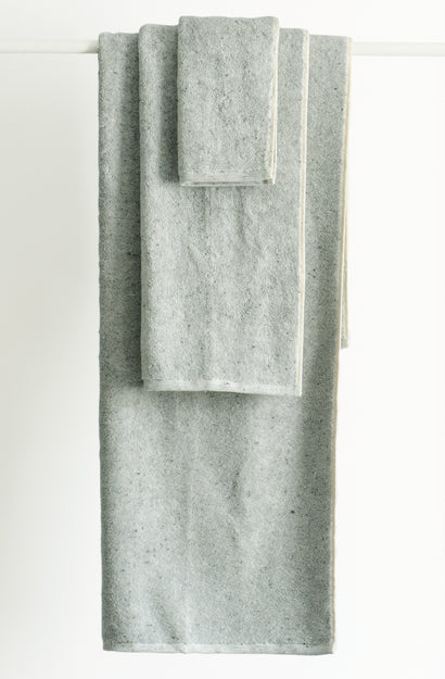 Trace Organic Bath Towel - Grey