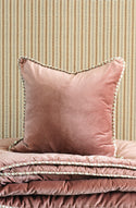 Treccia Deep Rose Comforter