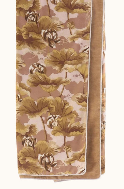 Waterlily Clay Throw