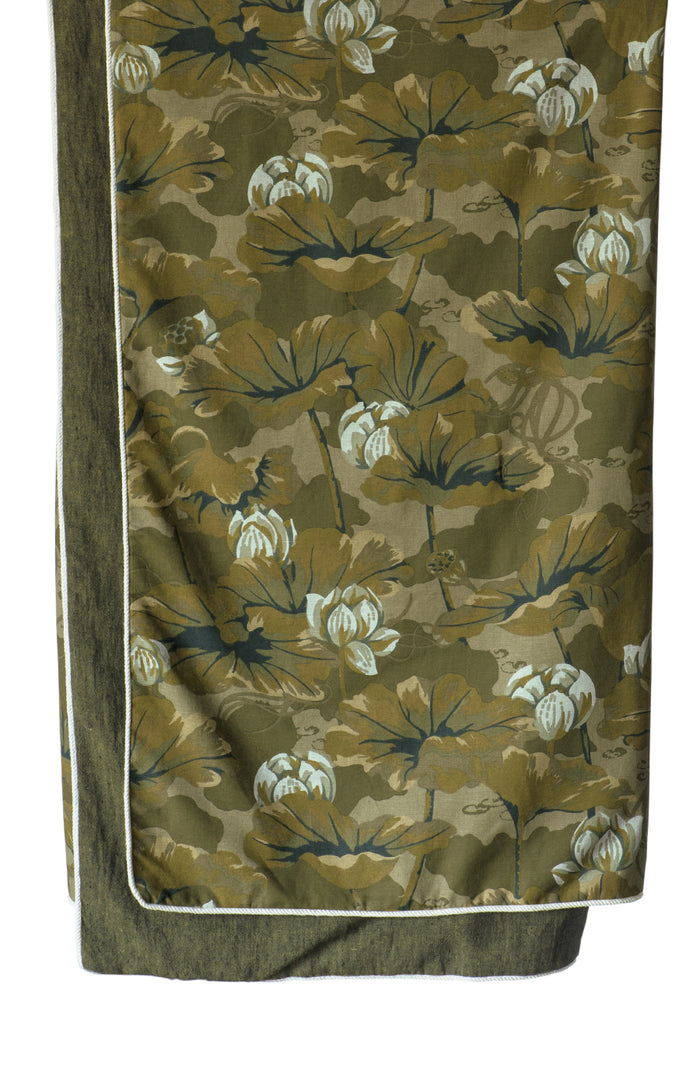 Waterlily Olive Throw