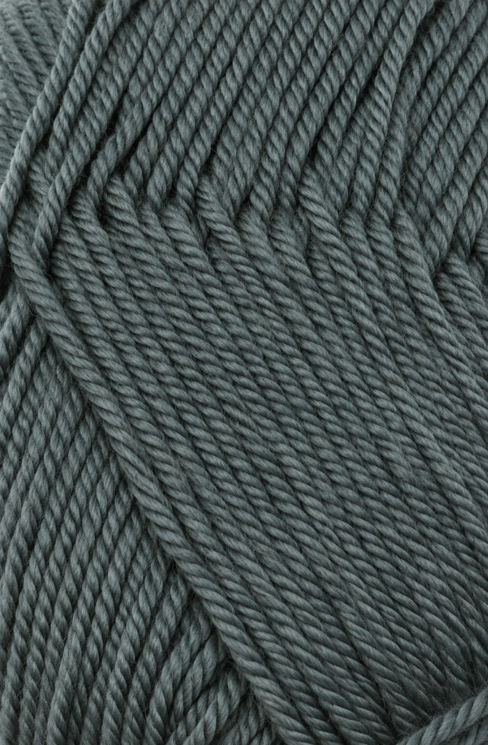 Pure Merino 8ply - Charcoal 821