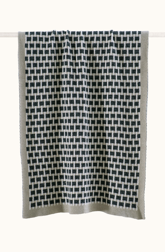 Basento Graphite Hand Towel