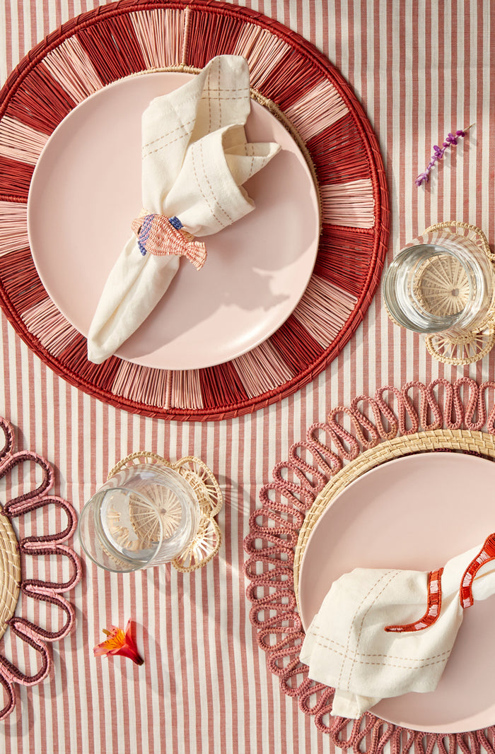 Twist Placemat - Burgundy Pink