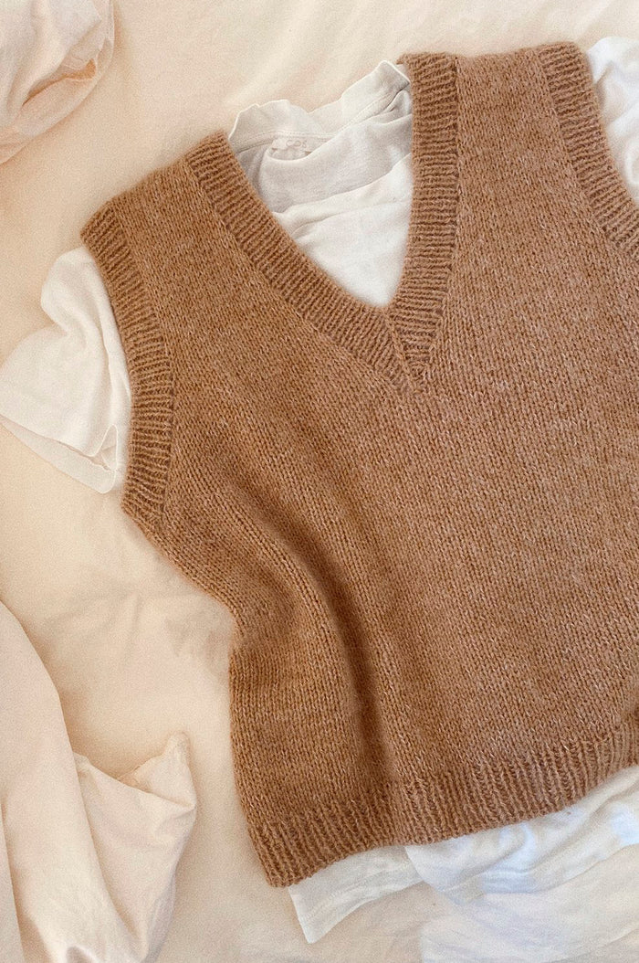 Stockholm Slipover V Neck Pattern