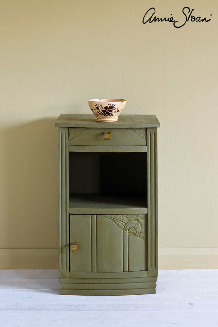 Chalk Paint™ by Annie Sloan - Olive