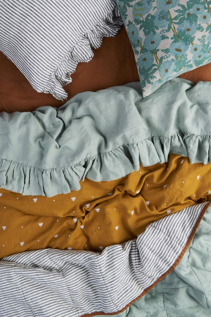 Joan's Floral Standard Pillowcase - Set of 2