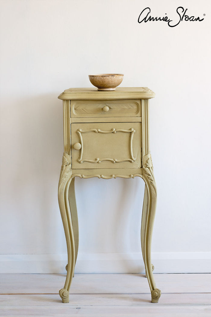 Chalk Paint™ by Annie Sloan - Versailles