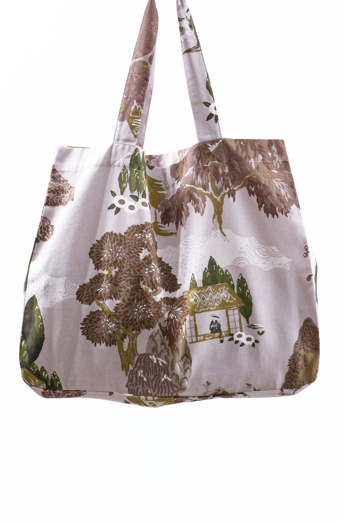 Yuttari Quartz Tote Bag