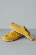 uteki slide slipper ochre